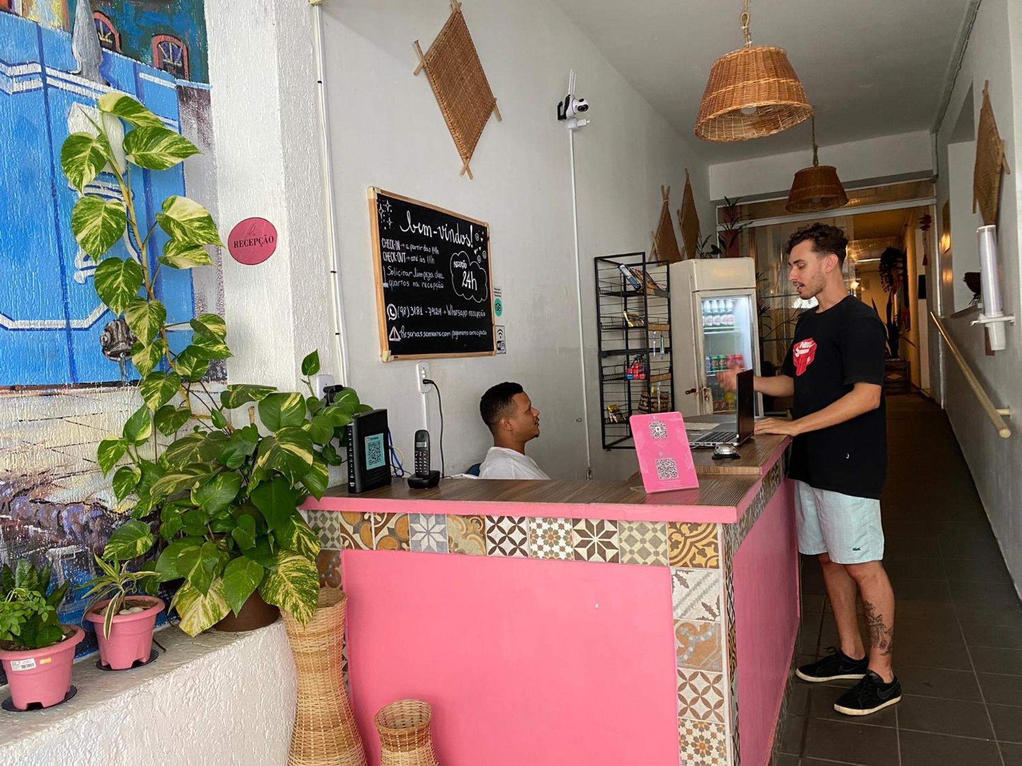 Solar Dos Poetas Hostel São Luís Екстериор снимка